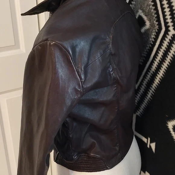 😍NWOT Goldsign Brand Ladie's Unlined Genuine Leather Cropped Bomber Jacket, LG - Picture 9 of 13